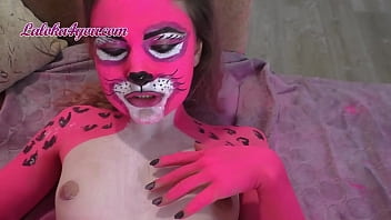 Chica Con Bodypainting Succi&oacute;n Sensual Polla Y Follando – Corrida