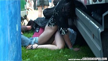 Czech Snooper – Sexo en p&uacute;blico durante el concierto