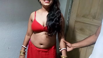 Esposa sale del baño y luego folla en el dormitorio desi sexo XXX