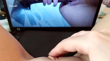 frota su cl&iacute;toris bajo porno caliente
