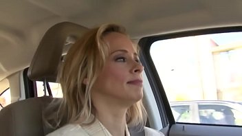 Payton mujer madura casada es follada por un chocolate super colgado