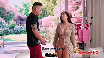SEXMEX – LA CLIENTE CALIENTE. Elizabeth Márquez