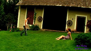 Un casting para buscar las chicas mas putas para grabar orgías al aire libre