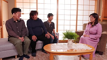 Un proyecto de documento muy popular en el que una amable mujer madura apoya el pincel de escritura de Virgin-kun. En esta ocasi&oacute;n, aparece Reiko Iwai, quien
